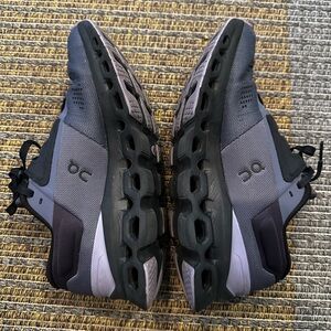 On Running “On Cloud Stratus” Black and Gray Athletic Shoes women’s size 6.0